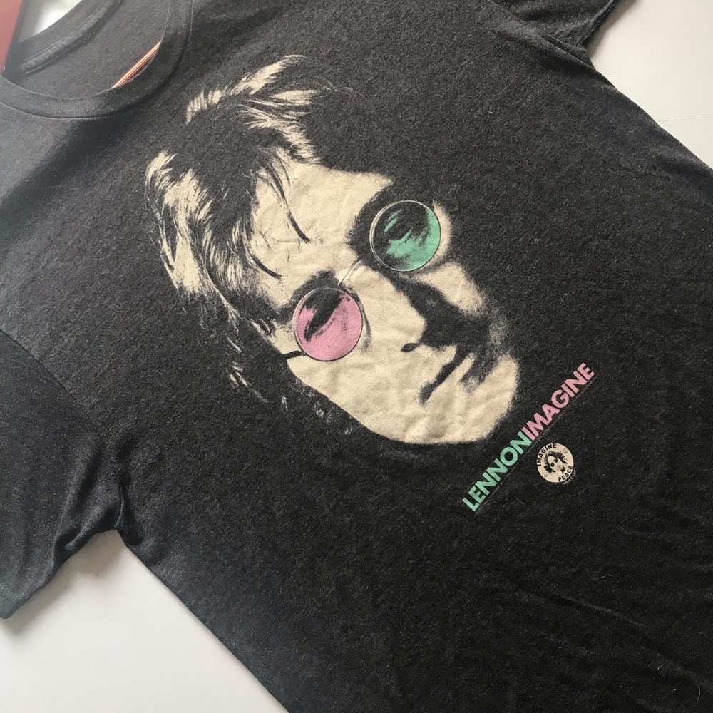 John Lennon t shirt